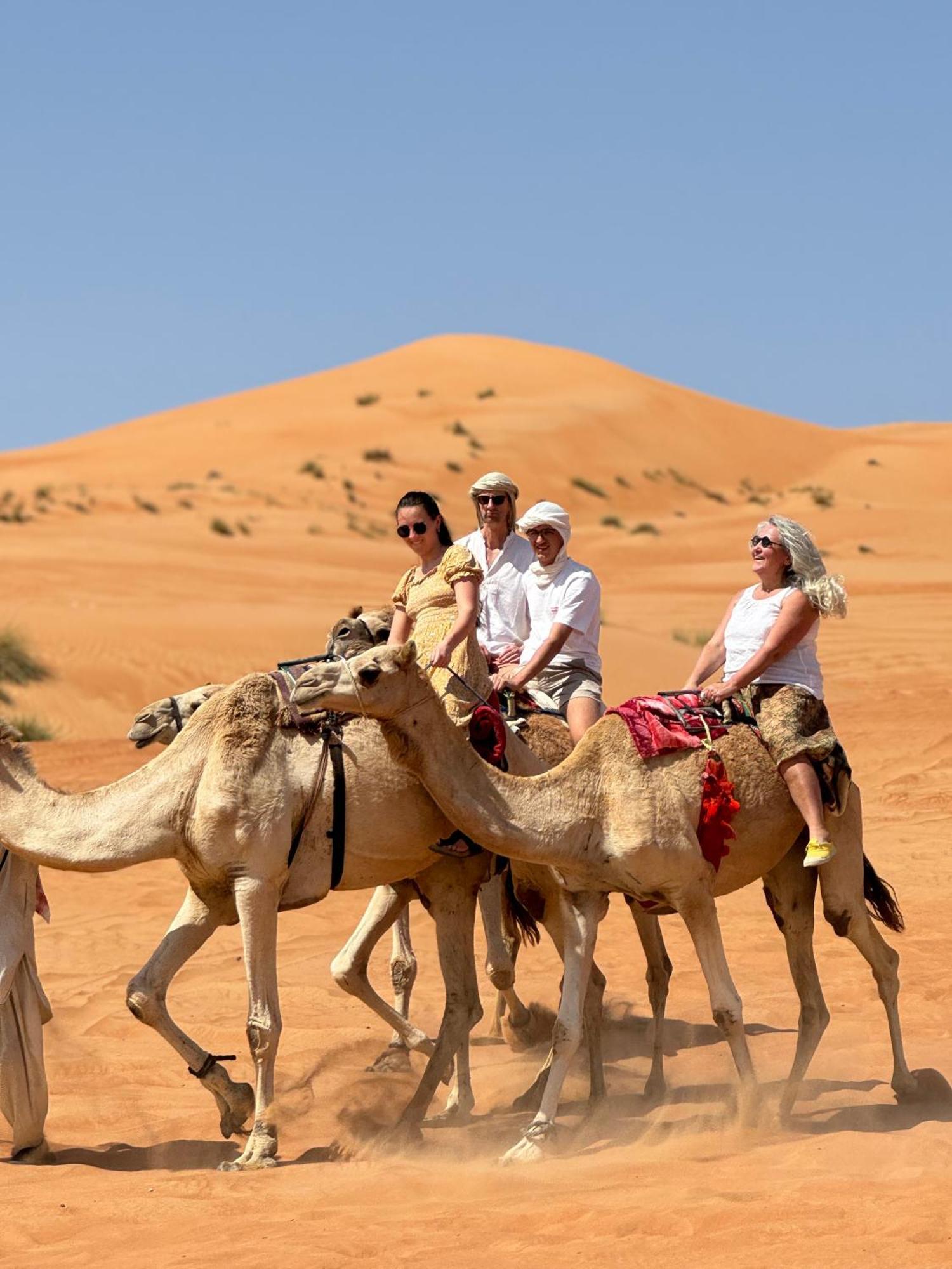 Desert Diamond Private New Camp Badīyah エクステリア 写真